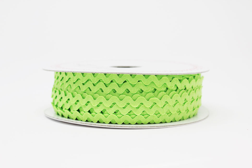 Berties Bows Mini Ric Rac Trim 7mm Green Fizz | Trims – My Sewing Box